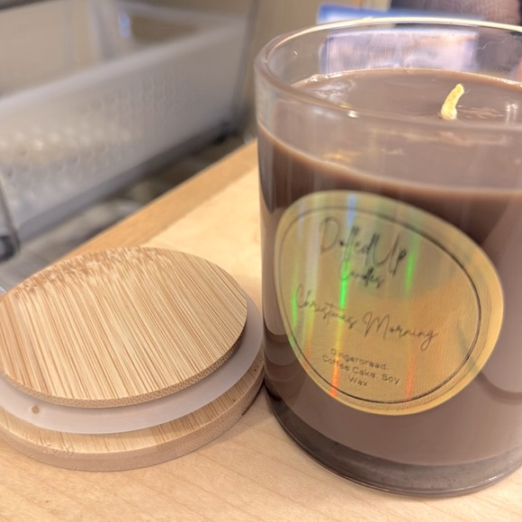 9oz Christmas Morning Candle | Gingerbread Coffee Cake Scent | Soy Wax - Picture 4 of 4